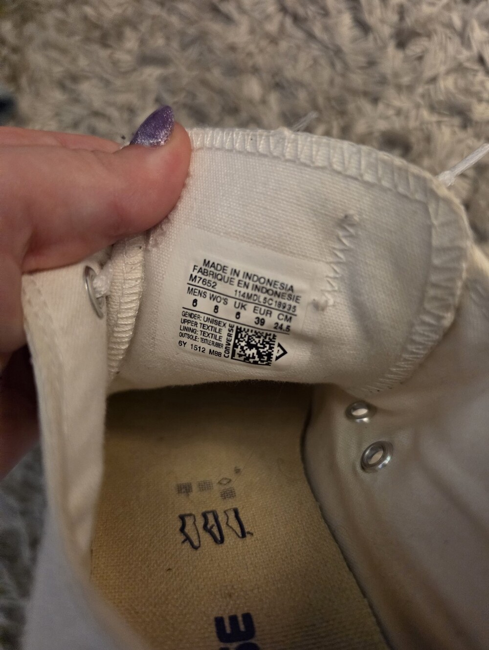 Womens Converse Size 8